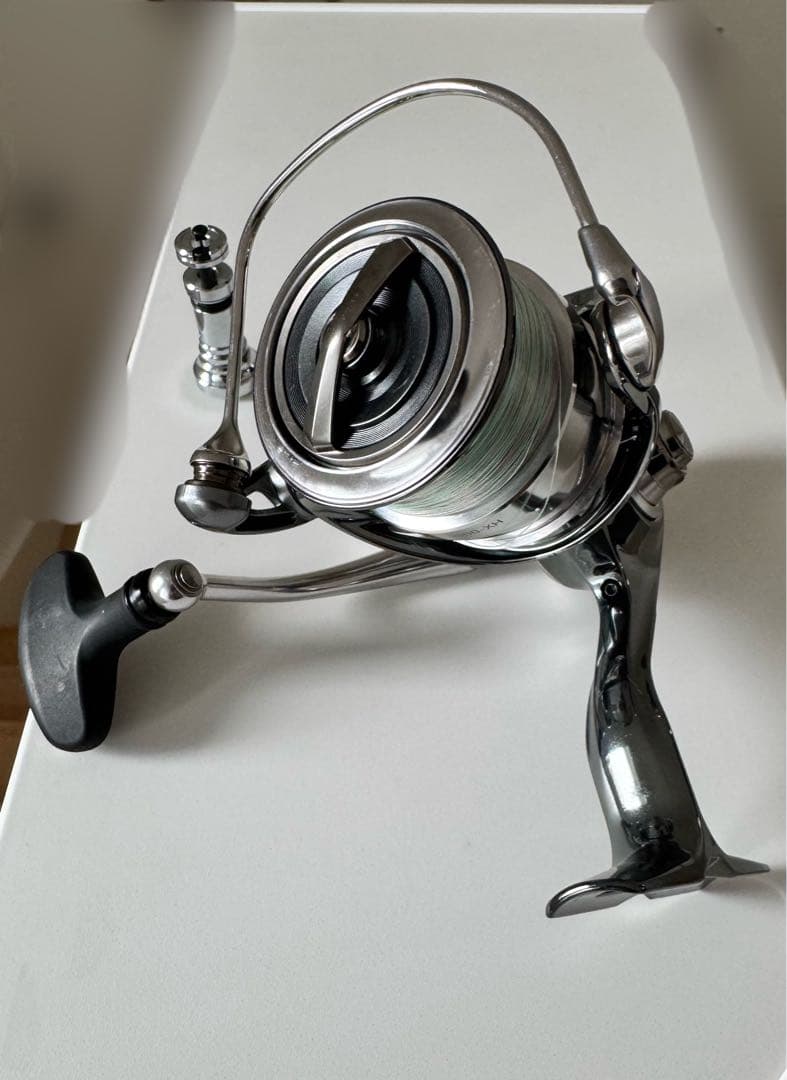 リール Daiwa 22 EXIST PC LT3000-XH