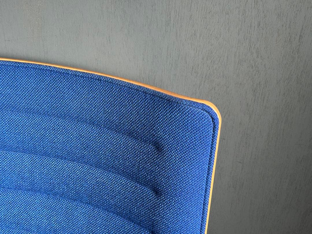 ① マグヌスオルセン　デンマーク　MAGNUS OLESEN アームチェア　GG