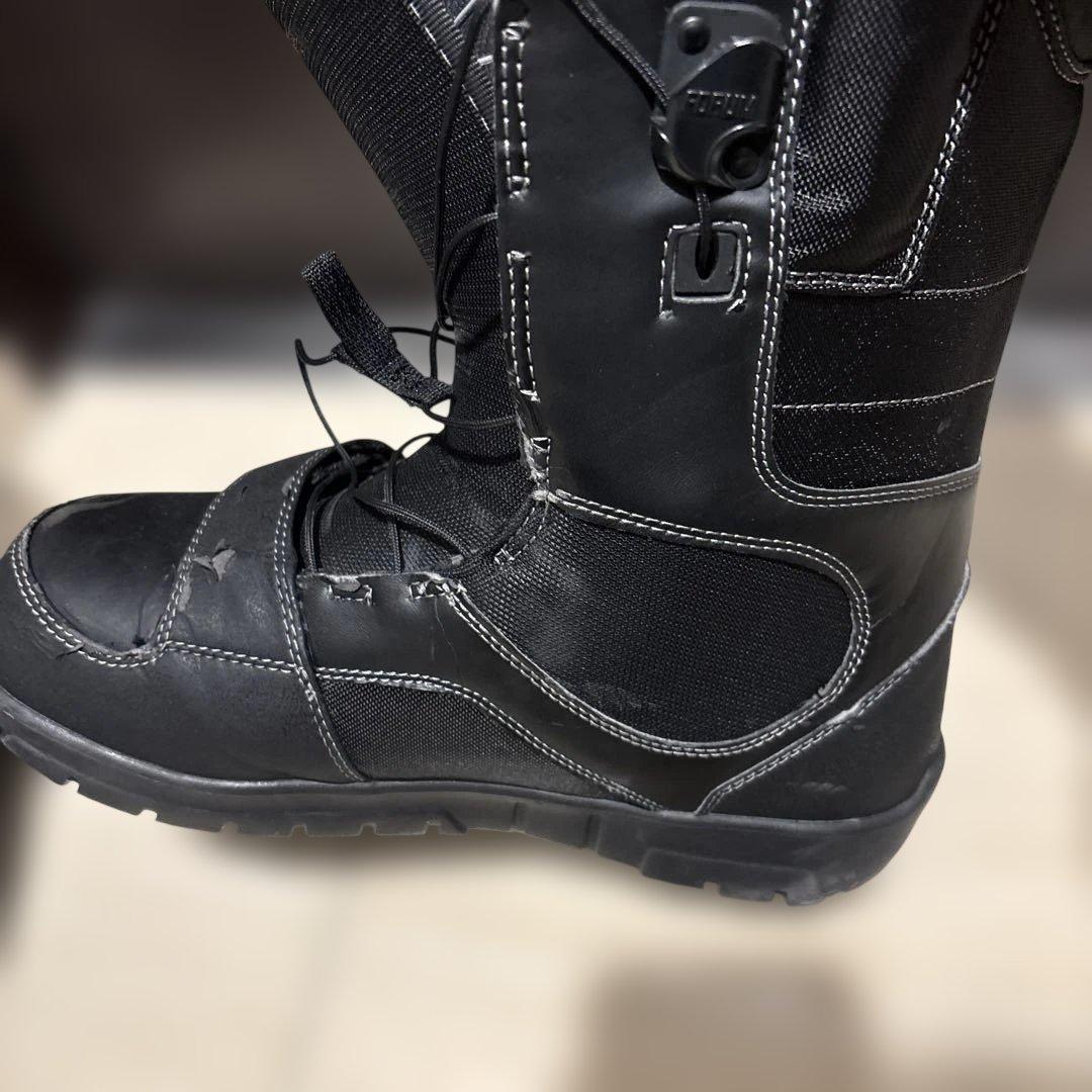 【FORUM】スノーボード　ブーツ　28センチ　ブラック