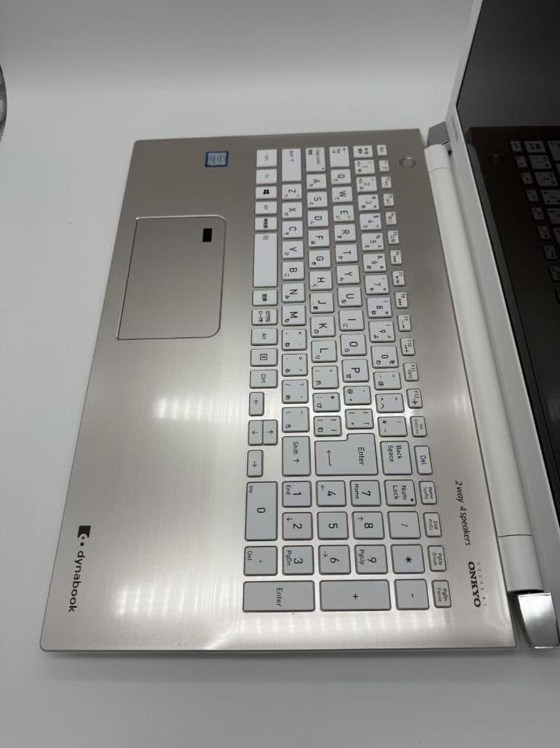 TOSHIBA 第八世代 i5 8GB 新品SSD512GB　Office付