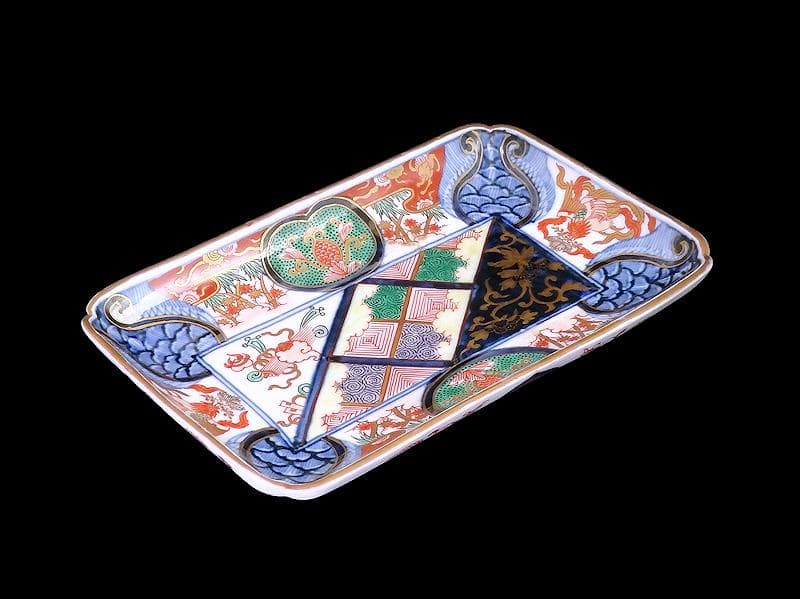 大聖寺伊万里　金襴手　宝尽くしに鳳凰　石畳紋の図　長皿　1296AS-DCn