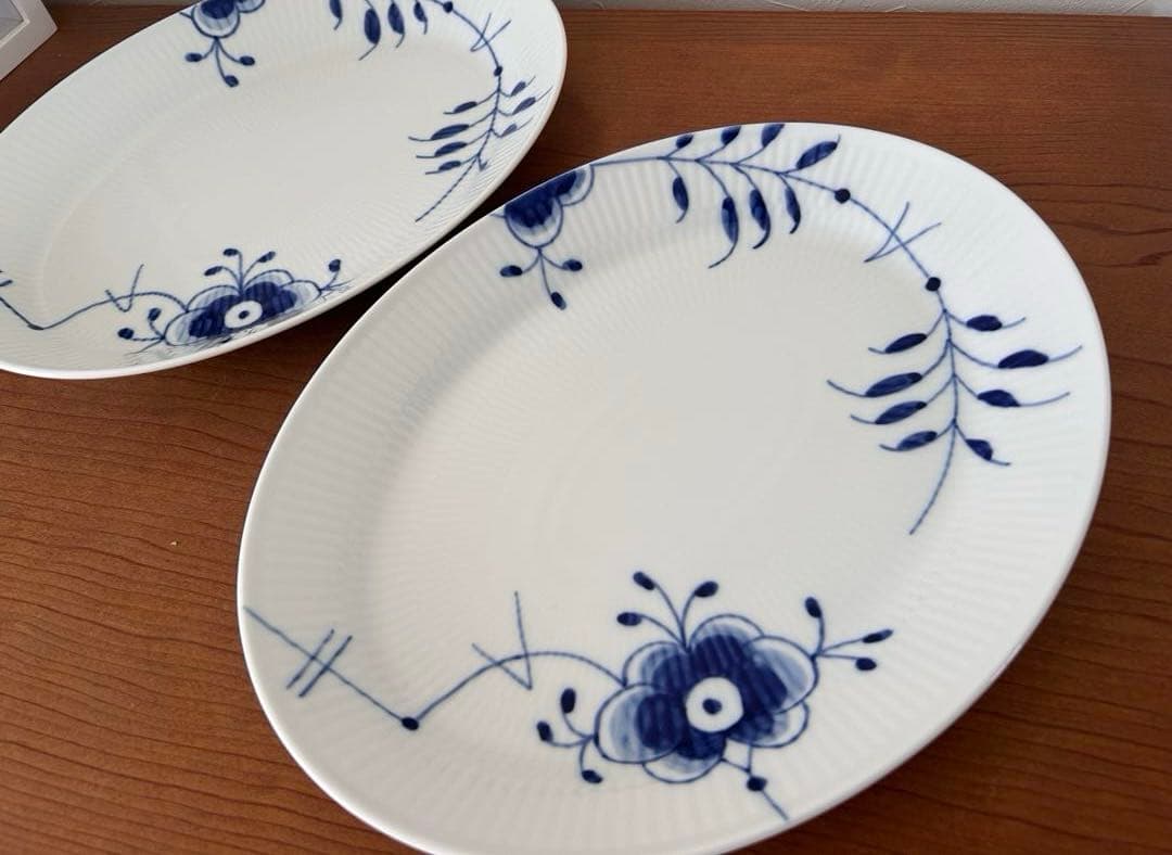 ブルーフルーテッド　メガ　オーバル　ディープ　2枚