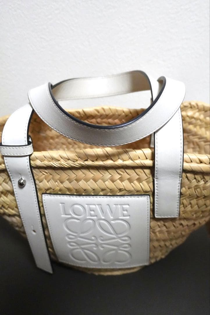LOEWE ロエベ　バスケットバッグ　スモール　ホワイト