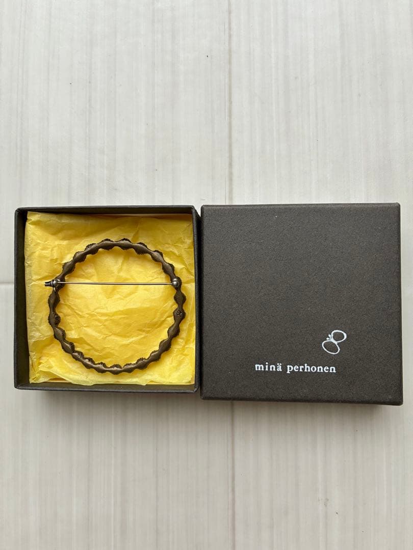 mina perhonen ブローチ 真鍮