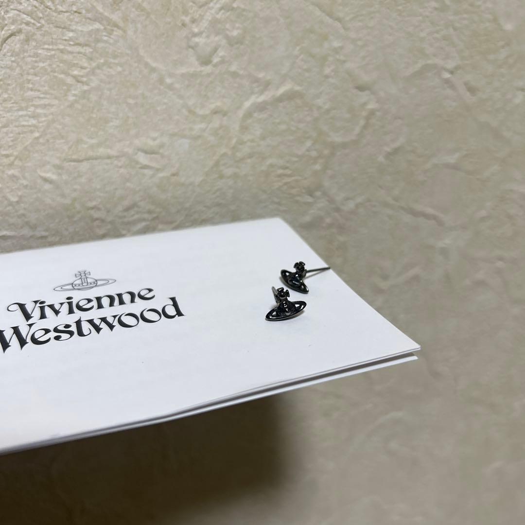 Vivienne Westwood ピアス