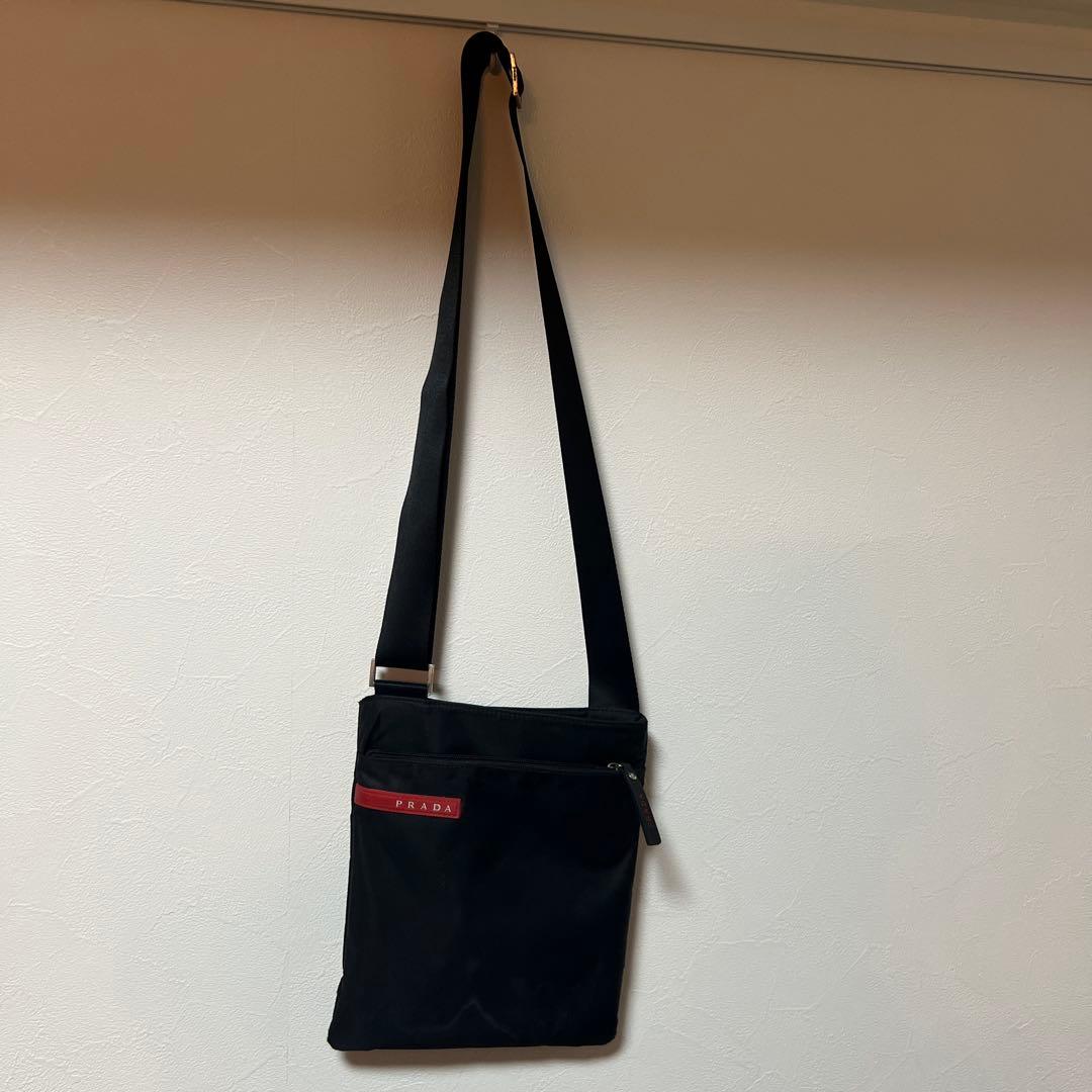 PRADA ブラック ショルダーバッグ　限定セール　当日発送