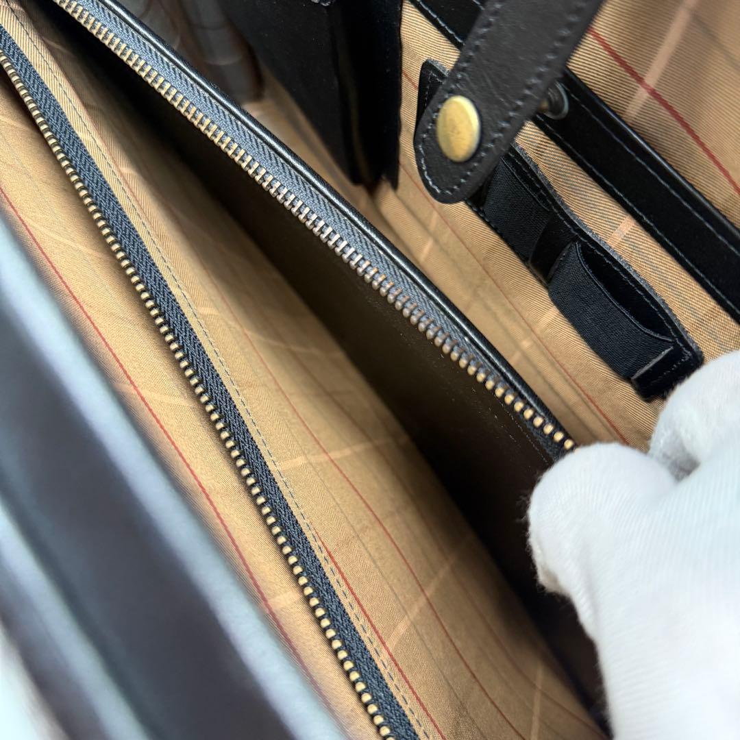 バーバリー メンズ カーフ レザー ダレス ドクター バッグ 黒 A4 ビジネス