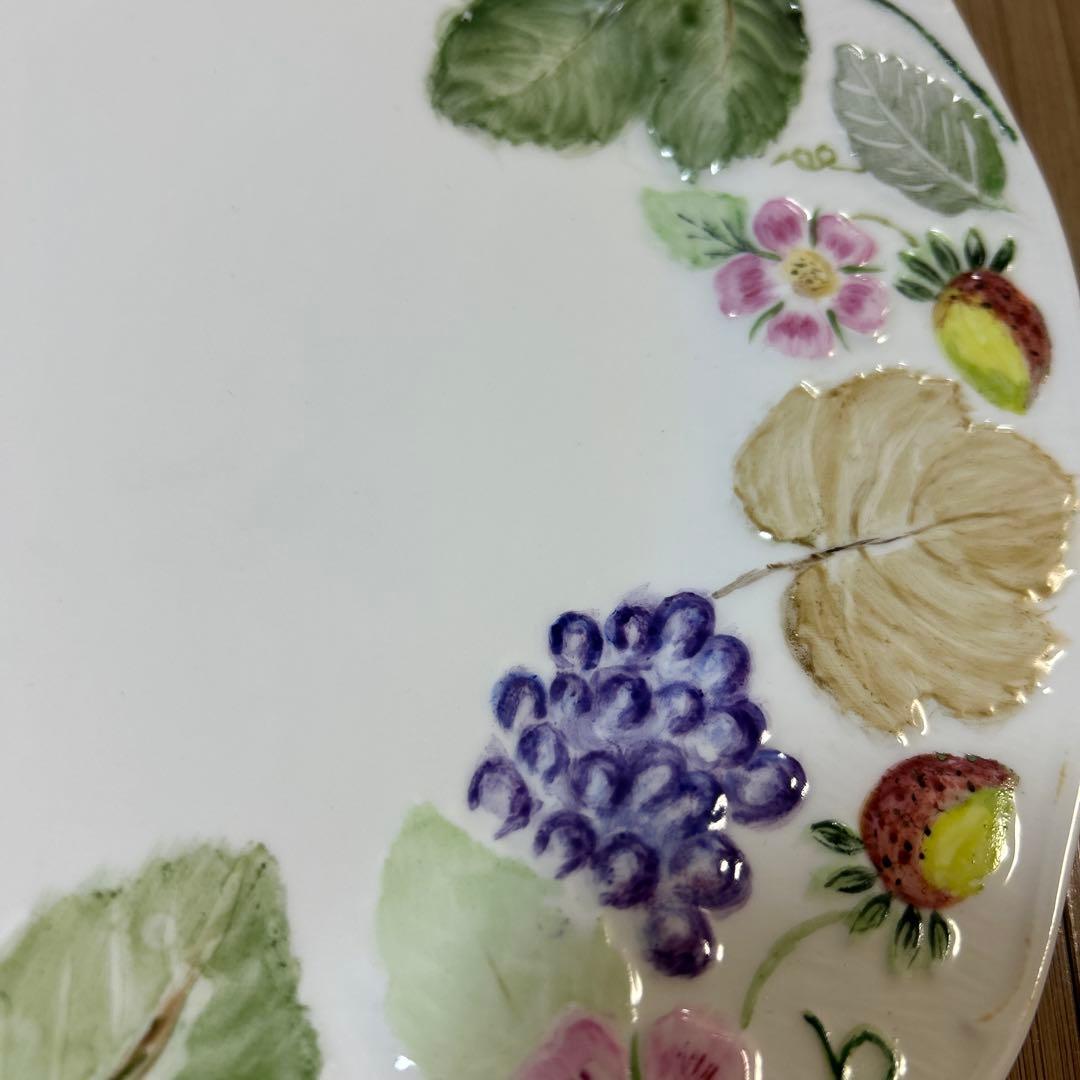 希少　レア　ウエッジウッド立体　ハンドペイント　いちご　ぶどう