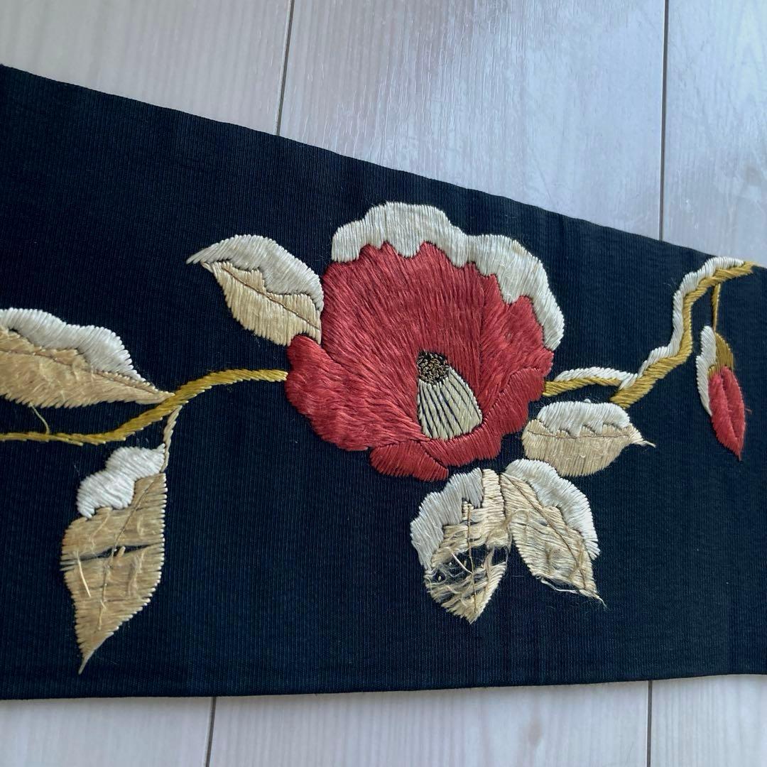 アンティーク名古屋帯　つばき・椿の刺繍　大正ロマン　上質　正絹　N7-30