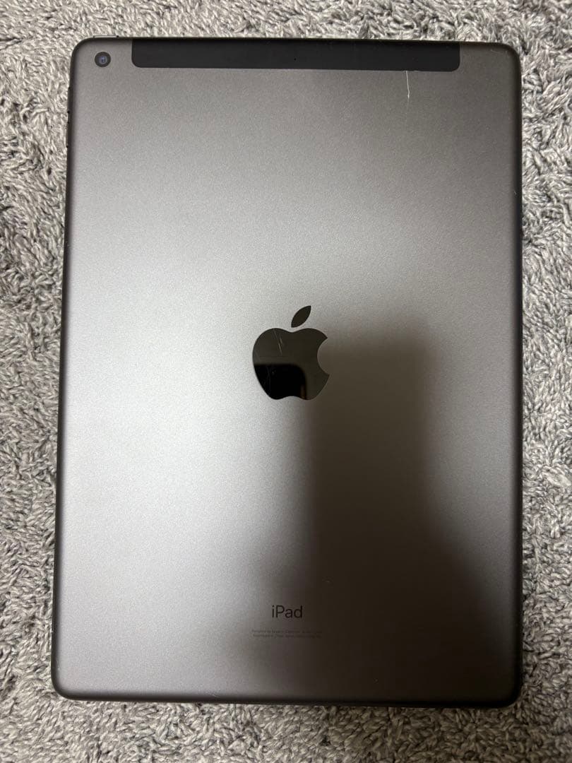 iPad 第8世代 Wi-Fi+Cellular 32GB スペースグレー