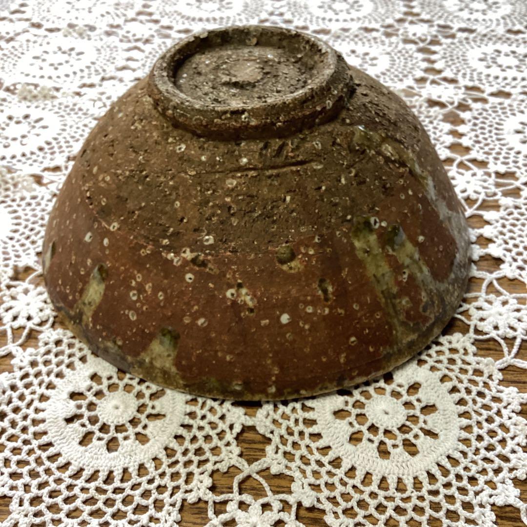 k15 古い伊羅保　陶器の深い茶碗　鉢　茶色と灰色　茶道