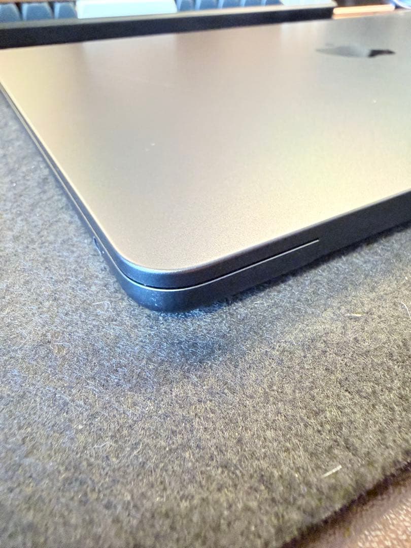 MacBookAir M2 15インチ 8GB ミッドナイト