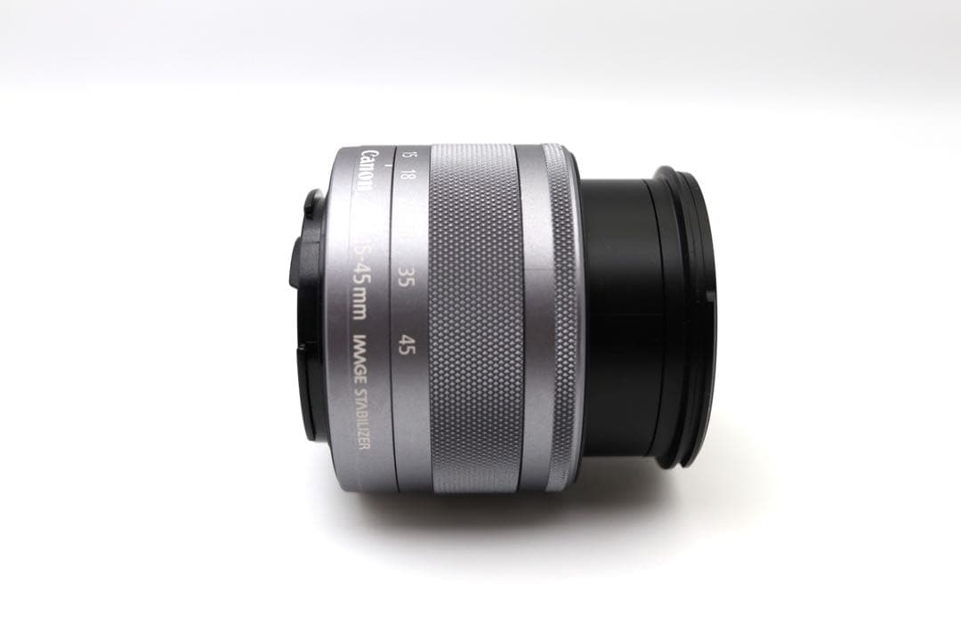 ☆美品【Canon】EOS Kiss M2 + 15-45mm キャノン