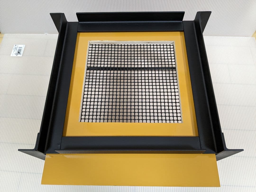 重箱式巣箱台　4台　280ミリ用　ニホンミツバチ　鉄製台