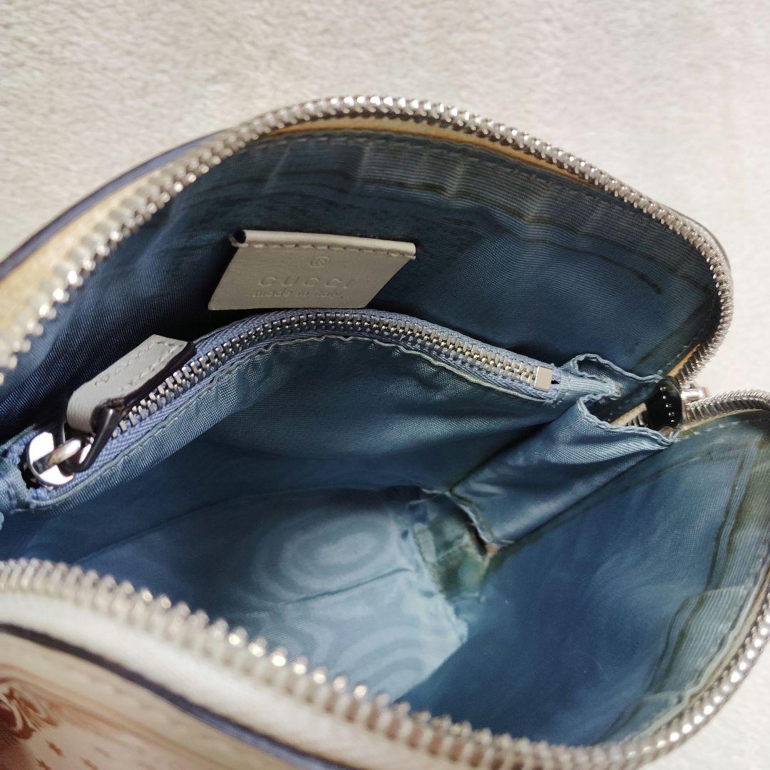 グッチ　セガコラボ　ショルダーバッグ　ミニバッグ　GUCCY　ホワイト　ゴールド