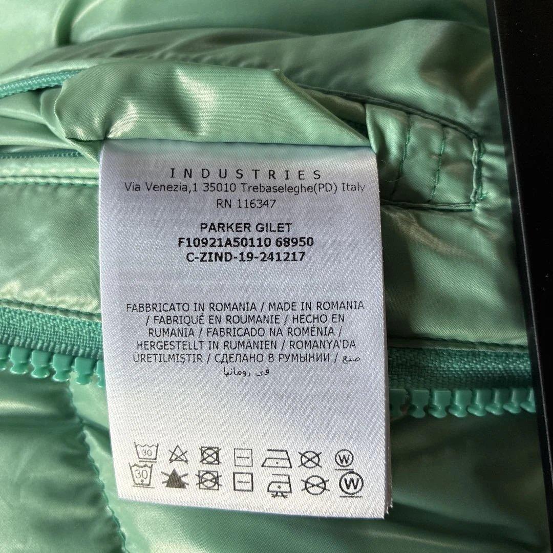 MONCLER GENIUS AWAKE ダウンベス