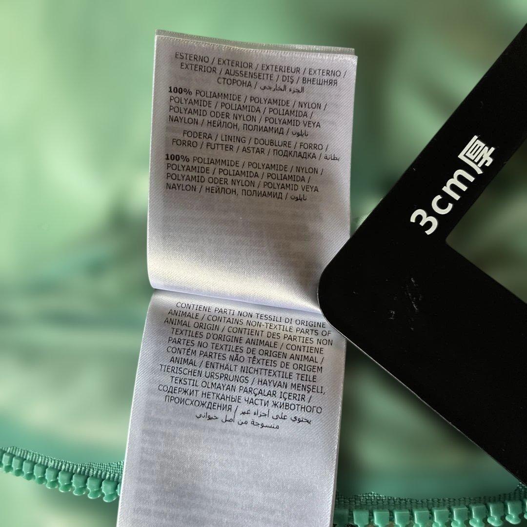 MONCLER GENIUS AWAKE ダウンベス