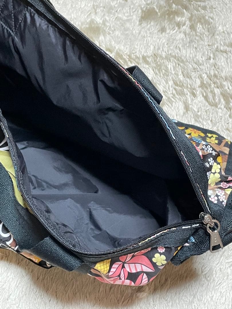 【美品】レスポートサック　ハワイ限定ワヒネフラ柄　ラージウィークエンダー