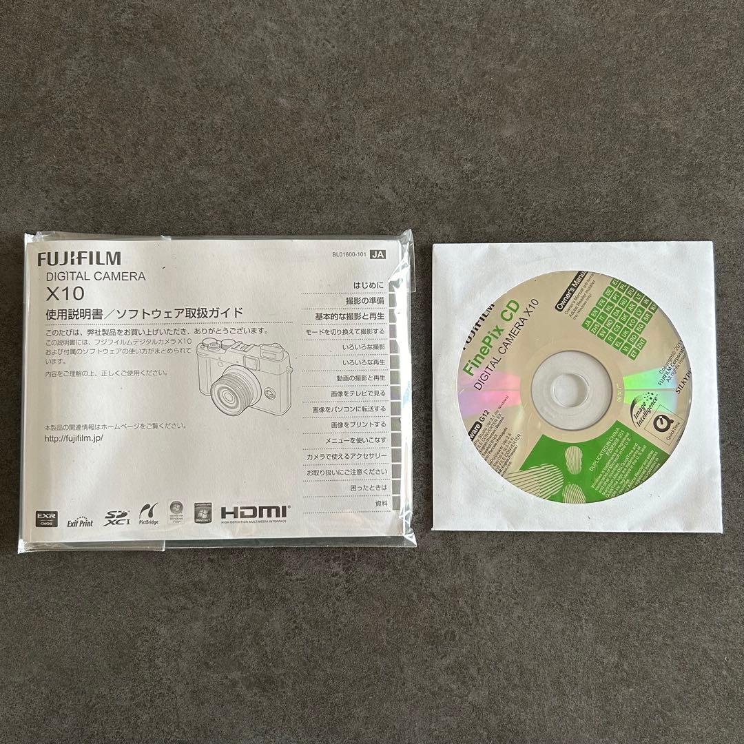 FUJIFILM　X10　デジタルカメラ