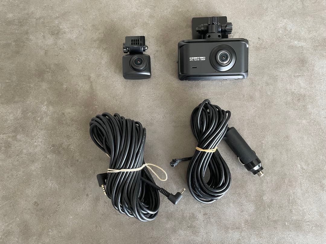 skサトウ　COMTEC ドライブレコーダー ZDR035