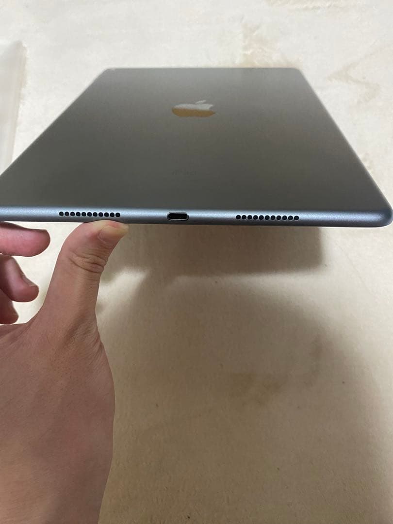 【美品】Apple iPad Air3本体 スペースグレイ64GB