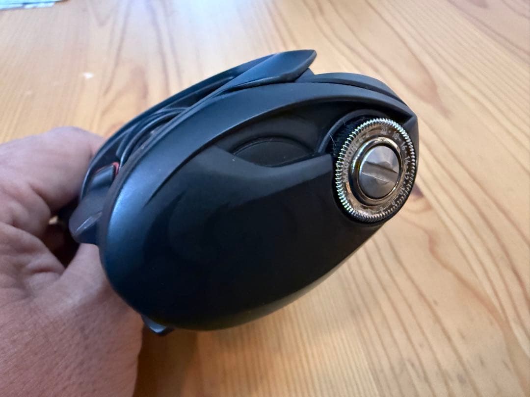 Daiwa ベイトリール　TATULA 100XHL 8.1