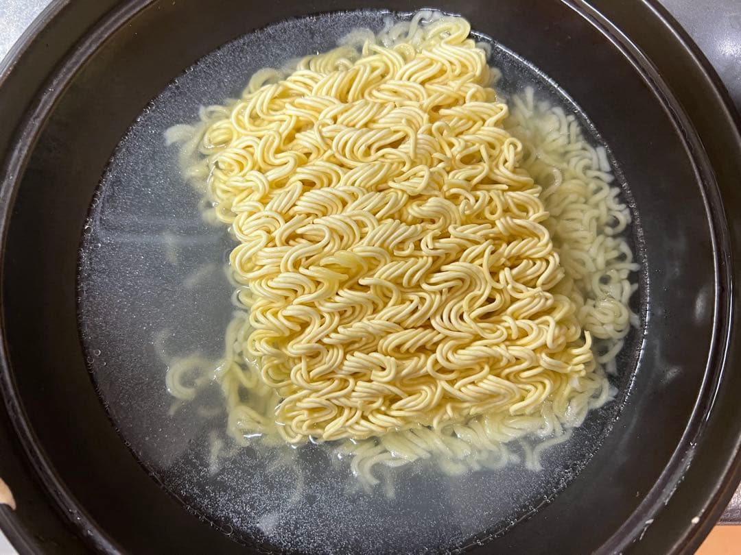 【新品】マイクロ波対策！電子レンジ専用　磁性鍋Lサイズ