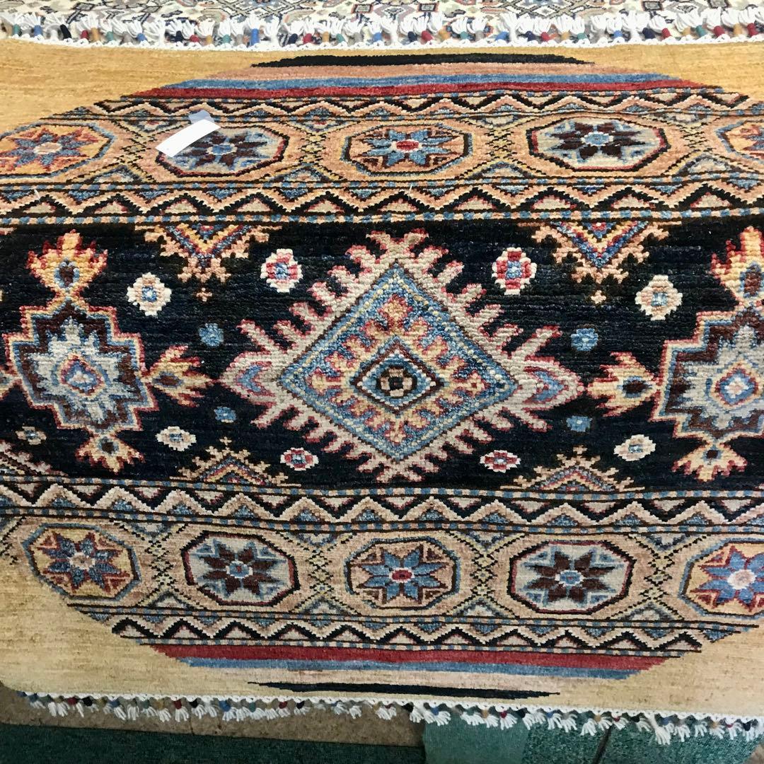 ペルシャゾランヴァリギャッベ/サイズ：87x87cm. ….zg2.