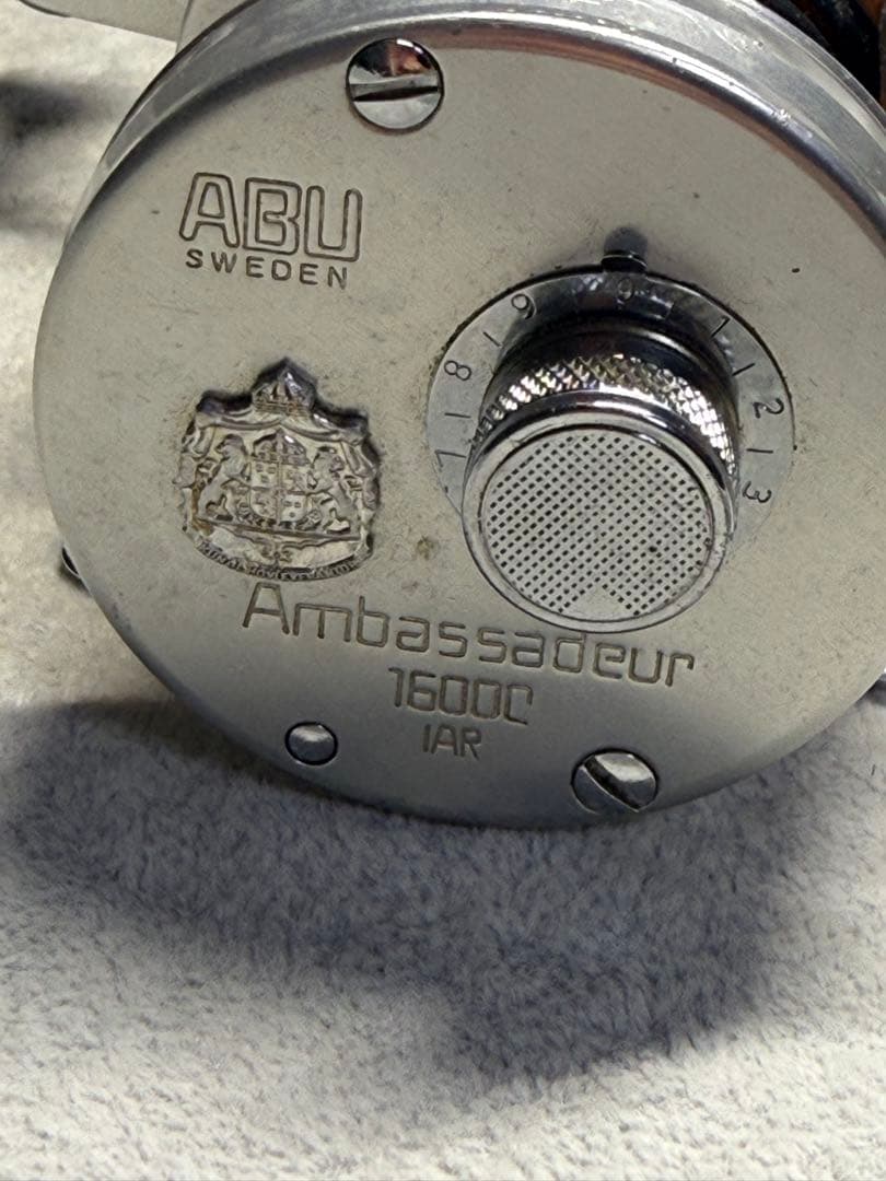 ABU アンバサダー 1600c IAR 右巻き