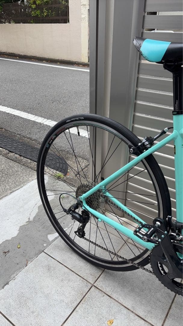 セール中 Bianchi ロードバイク SORAvia nirone