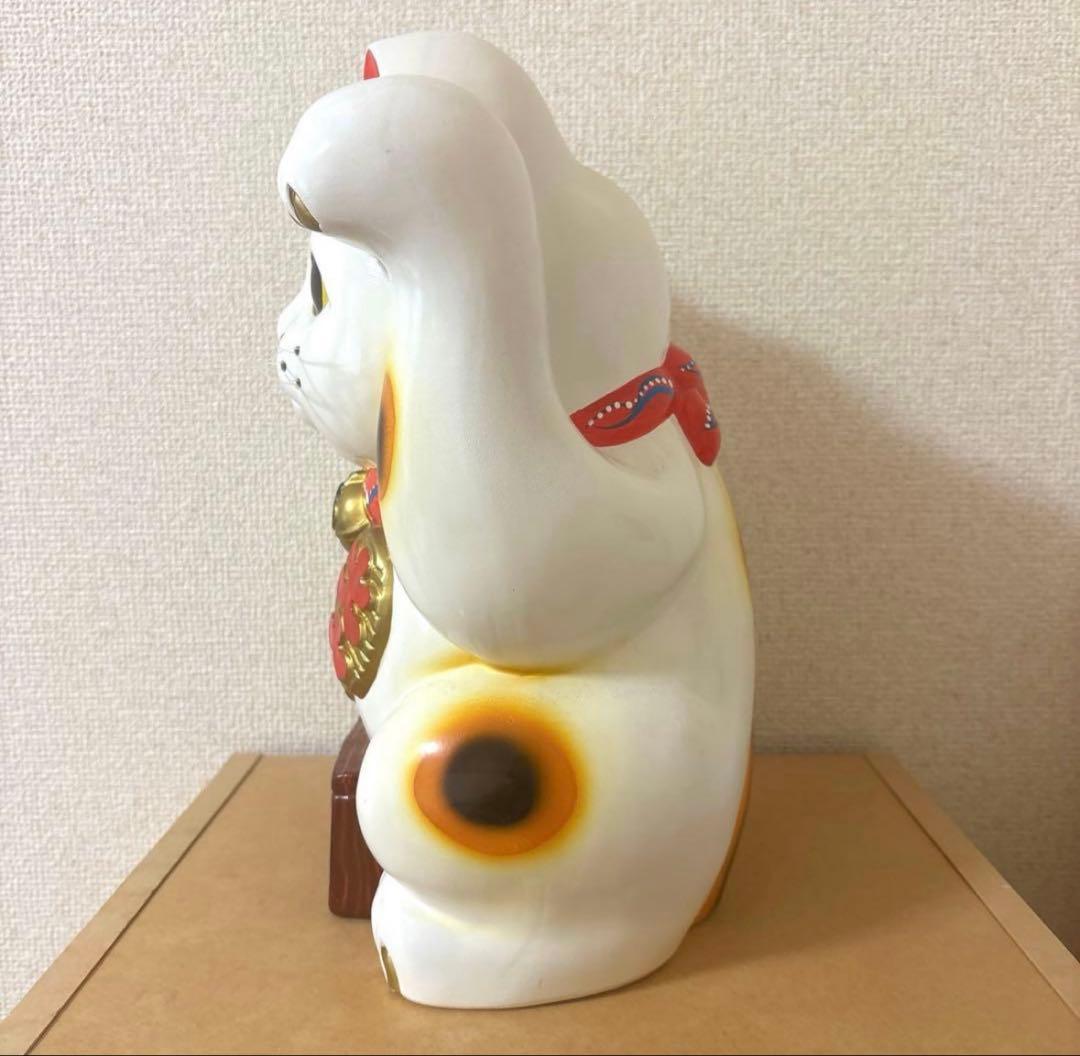 招き猫貯金箱