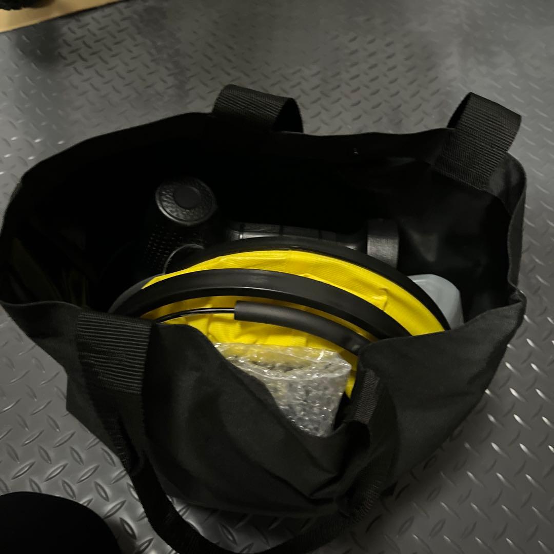 Karcher コードレス高圧洗浄機と付属品