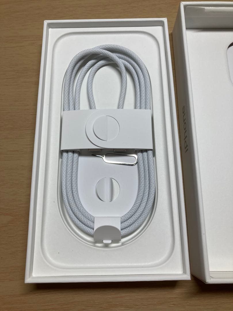 Apple iPhone 16Pro 　256GB ホワイト 本体　ジャンク