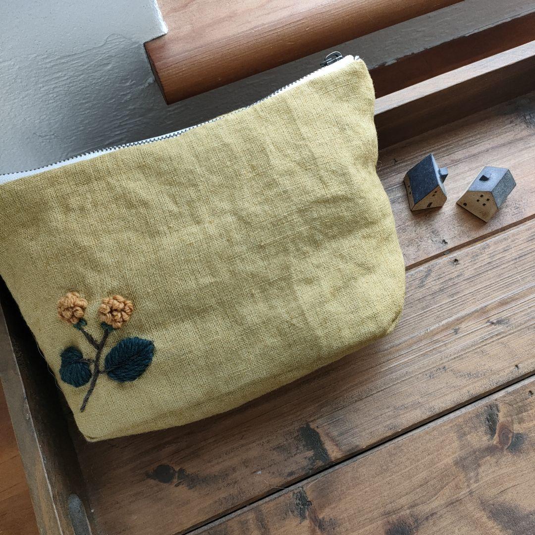 【リネン刺繍　Naoちゃん様オーダー専用ページ】マルチクロス　ボートポーチ