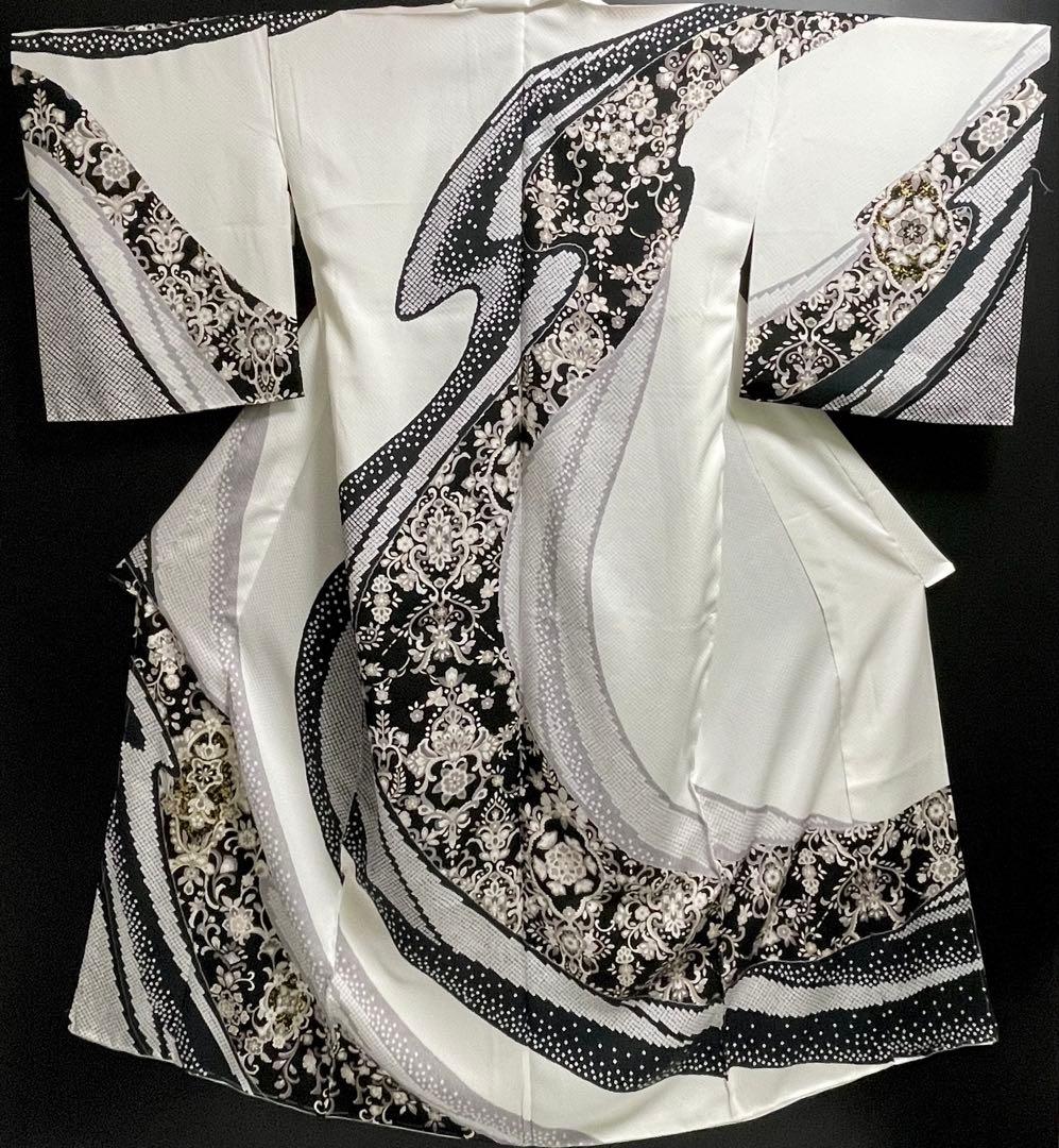 特選金彩訪問着【エキゾチック更紗唐花◆白×黒】疋田文様浮かぶ紋意匠地