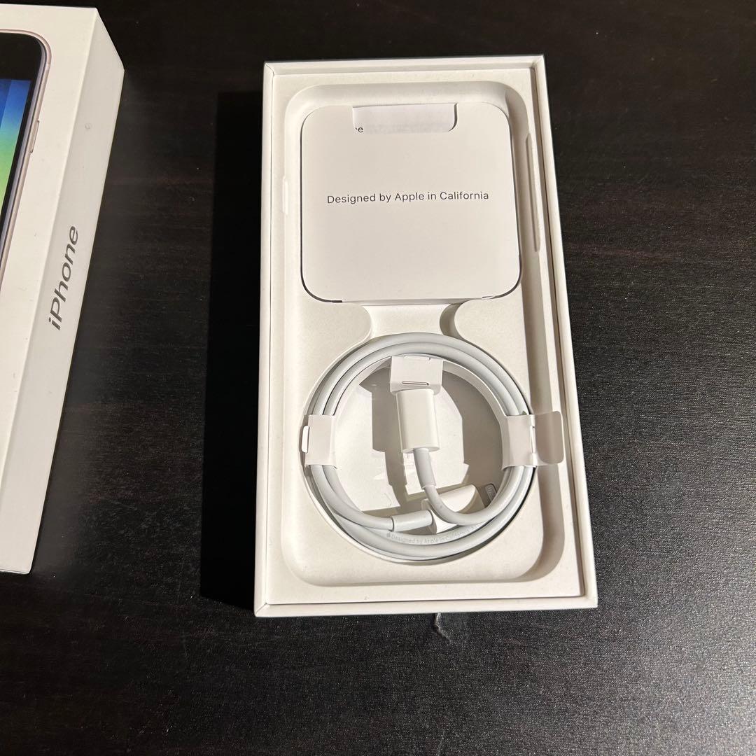 iPhone SE 第3世代 128GB