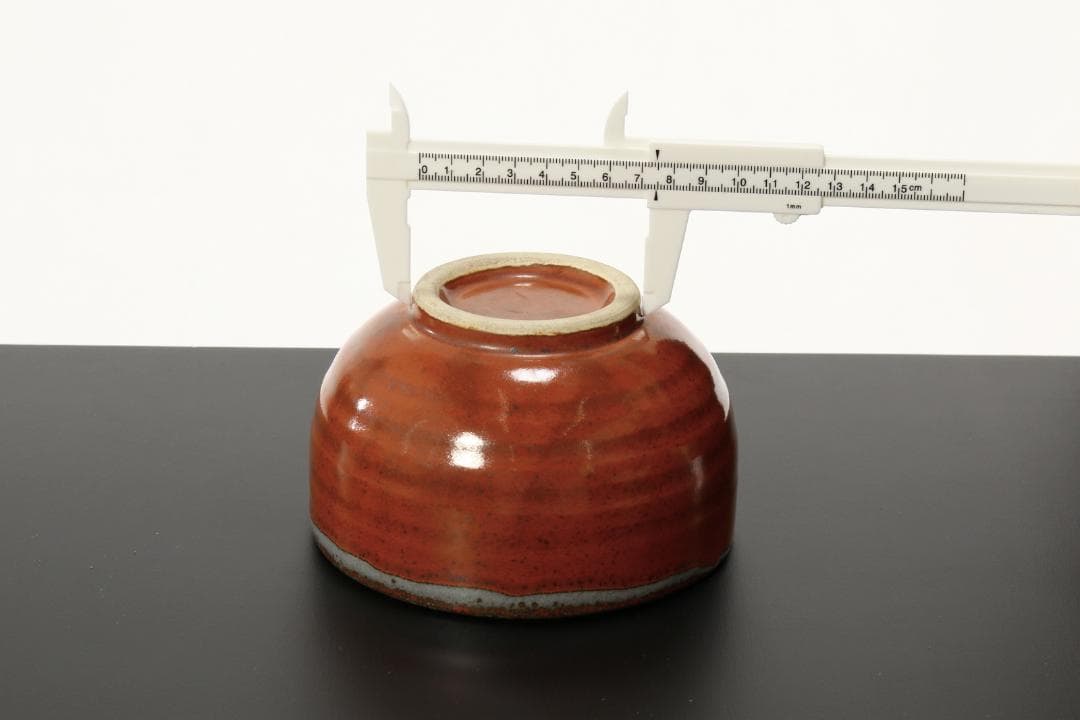 赤い陶器の茶碗 木箱付き