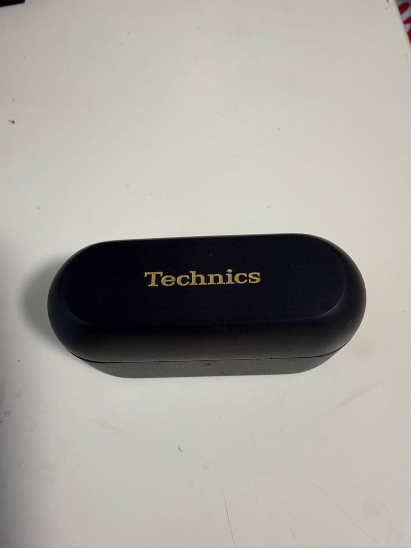 Technics AZ100 ワイヤレスイヤホン　ケース　右耳