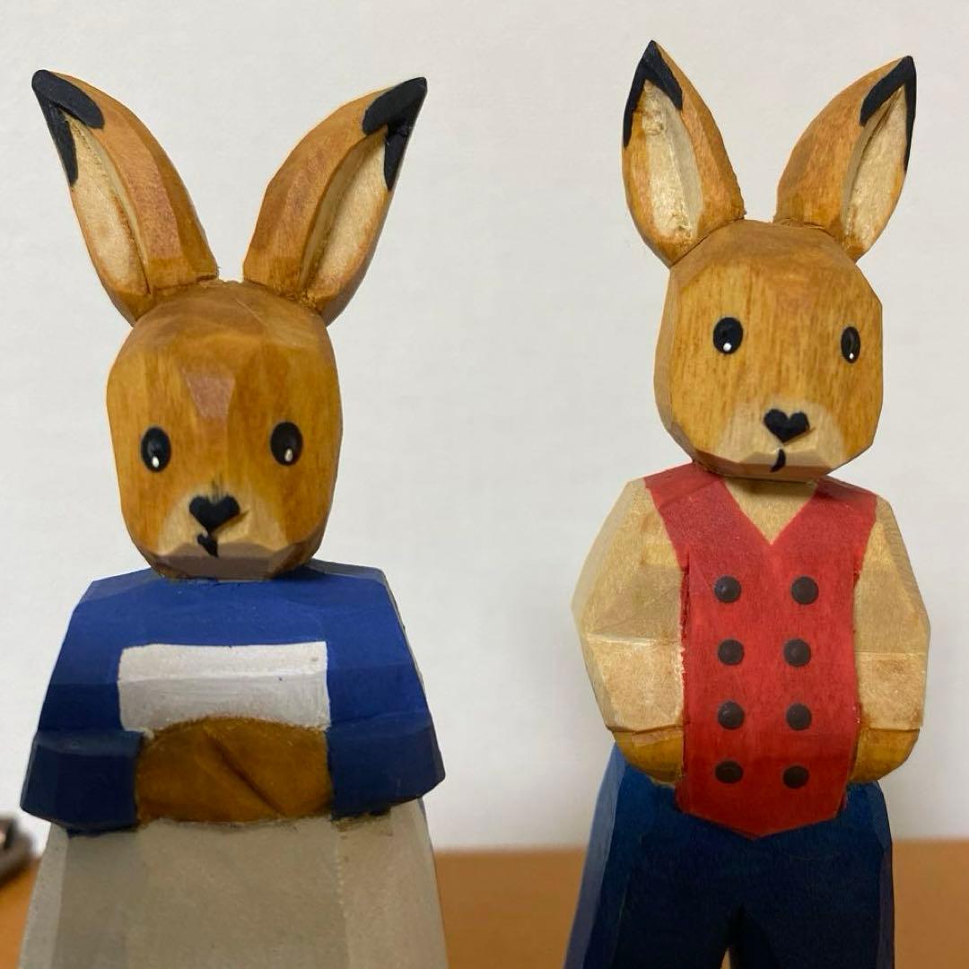 ドイツ製　ザイフェン　エルツ　木彫りの人形　木製　オブジェ　イースター