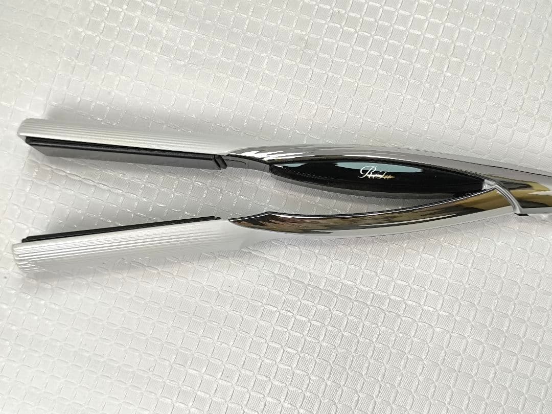 正規品　ReFaリファ ビューテック ストレートアイロン　22年製