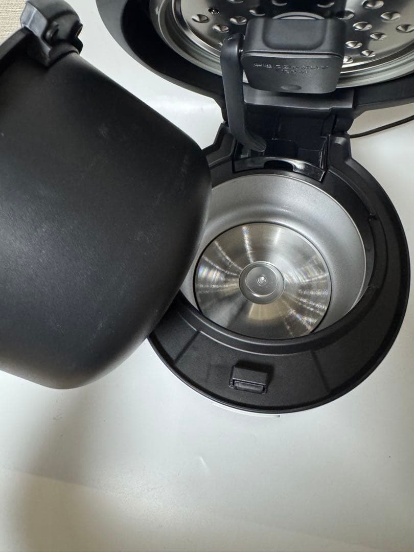 W*k様 『カレーシチューが劇的に美味しい』水なし自動調理鍋 SHARP HEA