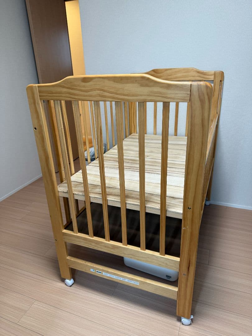 【引き取りのみ】カトージ　ハイシートベビーベッド