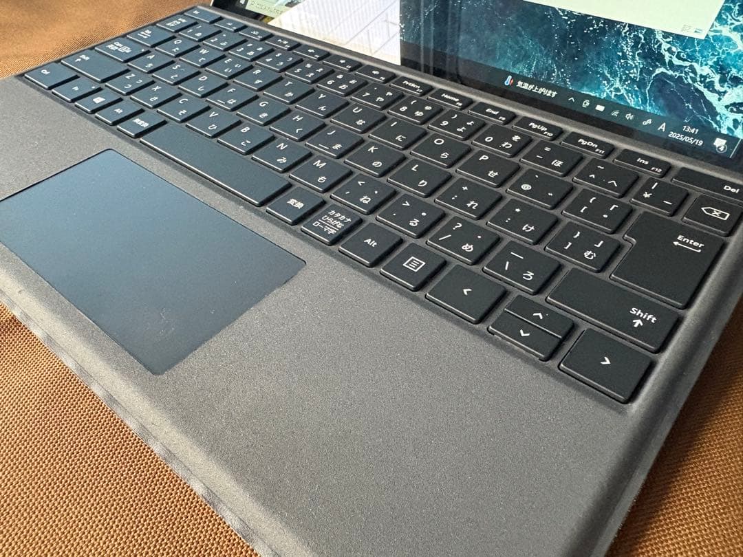 Surface Pro 3 core i5 メモリ8GB SSD256GB