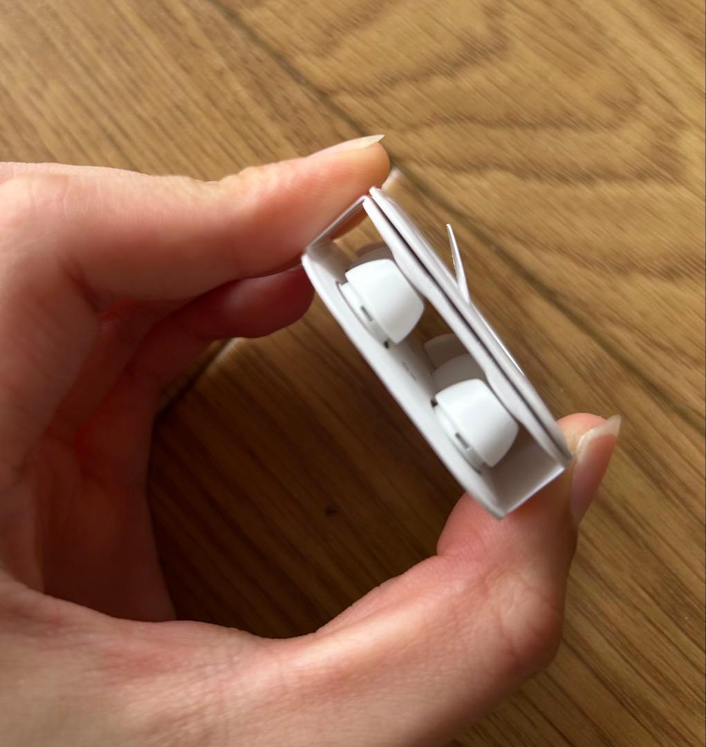 AirPodsPro第2世代 右耳・充電ケース付き 左耳なし 純正 新品付属あり