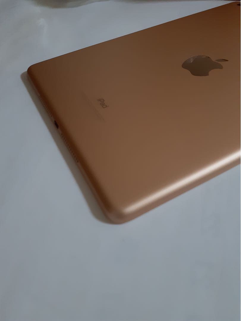 アップルiPad mini4 128GB Wi-Fi ゴールド