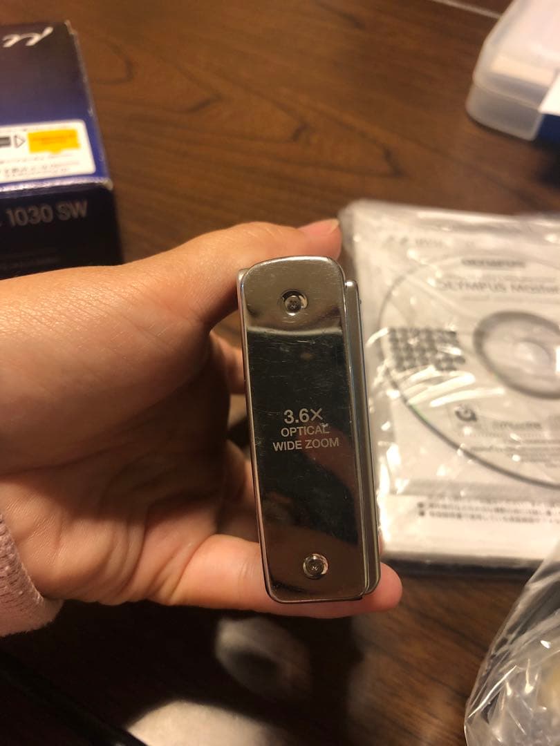 Olympus μ 1030 SW デジタルカメラ