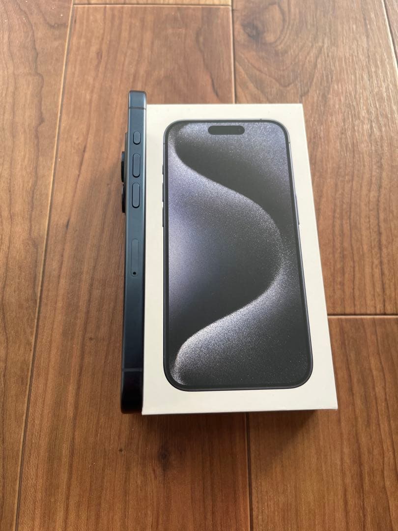 極美品⭐️iPhone 15 Pro 256GB ブルーチタニウム