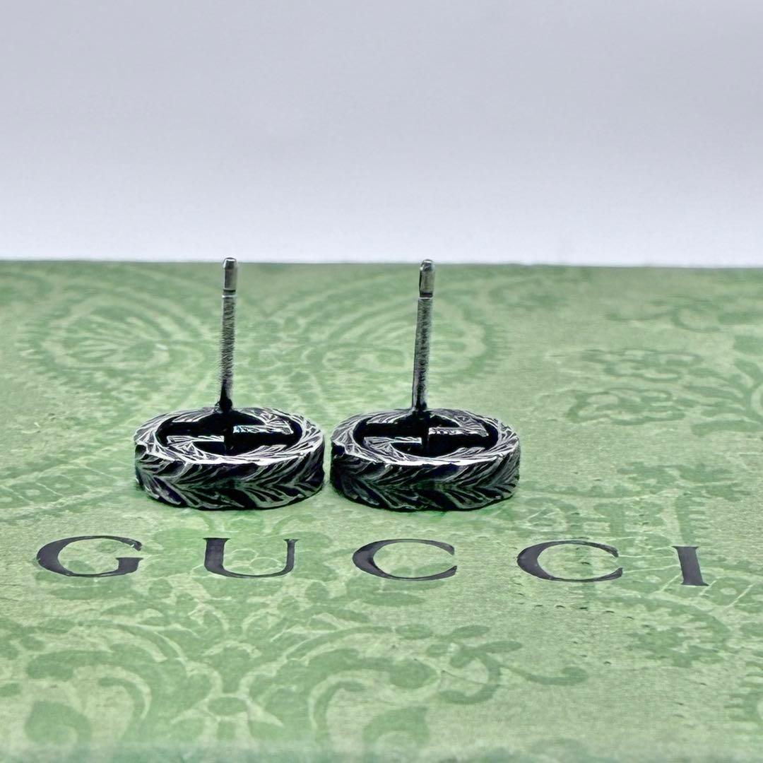 GUCCI グッチ　インターロッキング　ピアス　アラベスク　両耳　燻し　シルバー