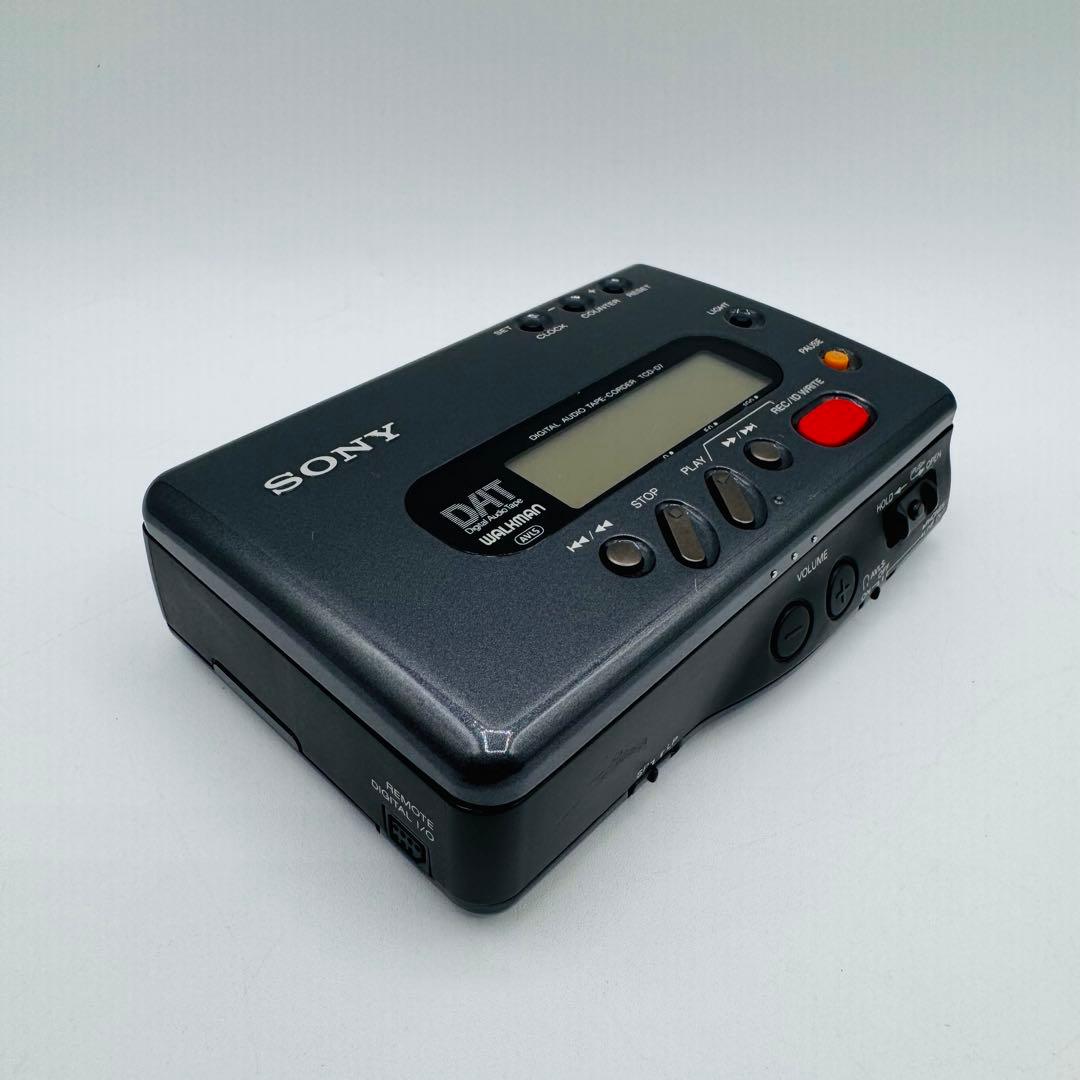 【美品】SONY ソニー TCD-D7 DAT WALKMAN ウォークマン