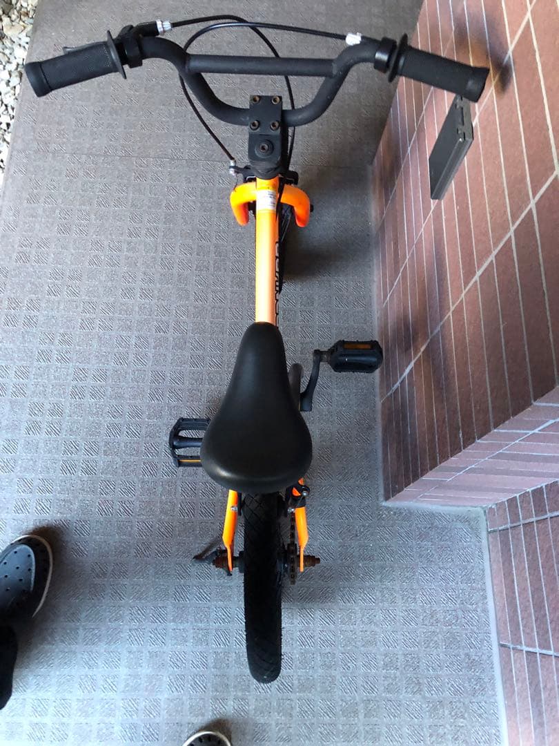 ムームー　Cranker 14インチ キッズバイク　BMX